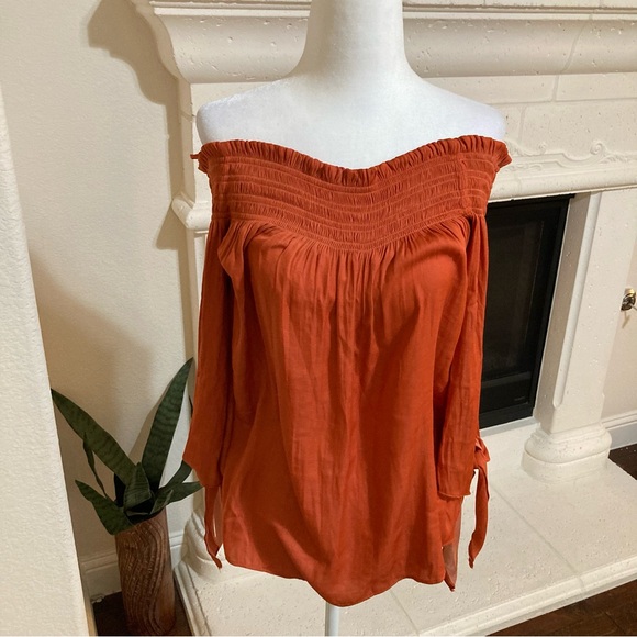 LOFT Tops - Loft Coral Off Shoulder Silky Top Blouse Size Small S